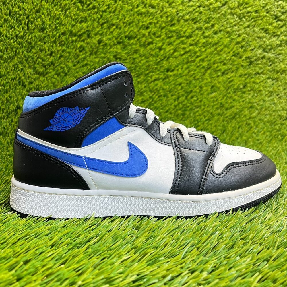 Nike Air Jordan 1 Mid Boys Size 6Y White Black Athletic Leather Shoes Sneakers